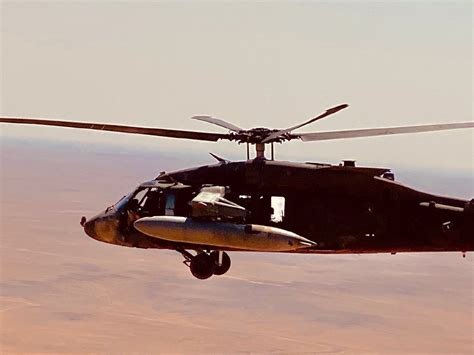 中国黑鹰直升机已服役30年，还能继续飞？这家外国公司帮了大忙