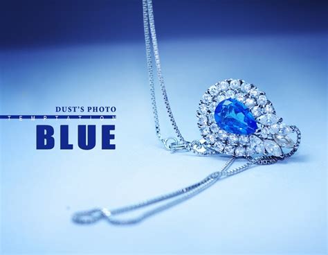 蓝色跟什么颜色搭配好看，6个蓝色穿衣搭配小技巧，让你更出彩_伊秀服饰网|yxlady.com