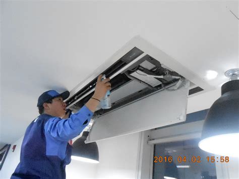 空调维修公司告诉您空调漏水的原因分析及维修方法-唐山京港家政服务有限公司