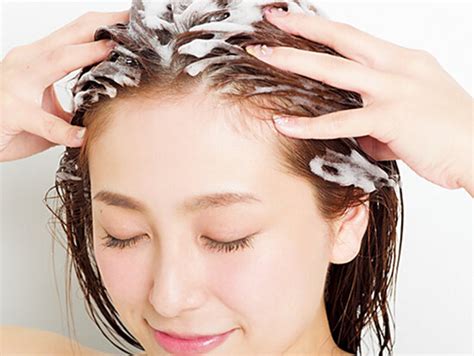 洗发护理知识分享，教你如何摆脱头油