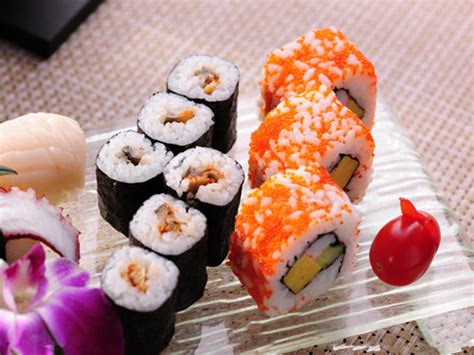 美味鱼籽海带寿司高清图片下载_红动中国