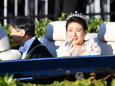 天皇、皇后両陛下が伊勢神宮へ 在位中最後の地方訪問：朝日新聞デジタル