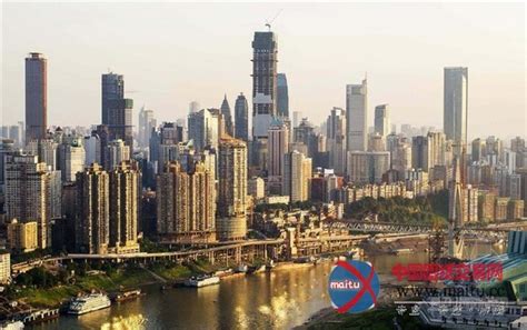重庆造价20亿最高楼主体完工 共78层高339米-工程造价-图纸交易网