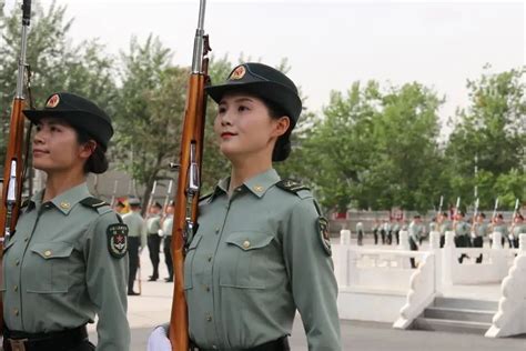 中国女兵，不爱红装爱武装_高清1080P在线观看平台_腾讯视频