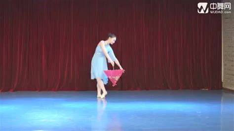 北京舞蹈学院女子独舞：《嬉雪》_腾讯视频