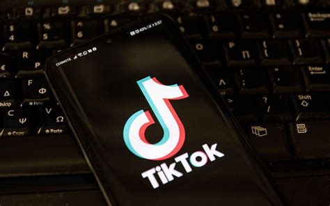 TikTok每日活跃用户占比安装量的29%，全球下载量超过35亿次。 - 知乎