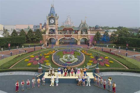 上海迪士尼游玩路线规划推荐_旅泊网