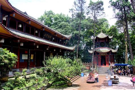 Mount Emei WanNian Temple - China ChengDu Tours, Chengdu Panda ...
