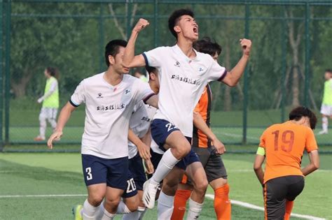 我校高水平足球队勇夺2021上海市大学生足球联盟杯赛超级组冠军