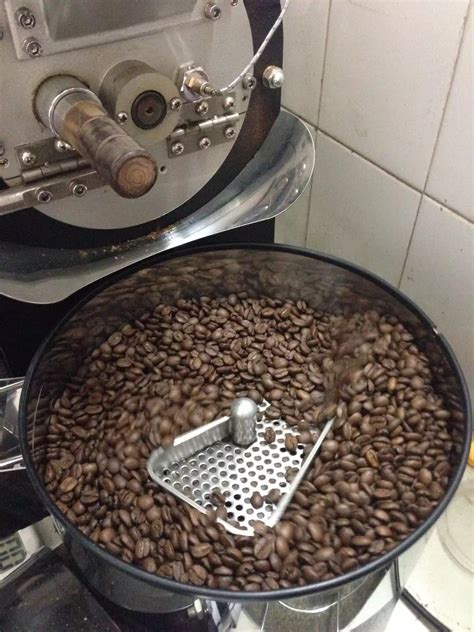 烘焙的种类与阶段 精品咖啡 咖啡烘焙程度 好喝的咖啡烘焙程度 中 中国咖啡网