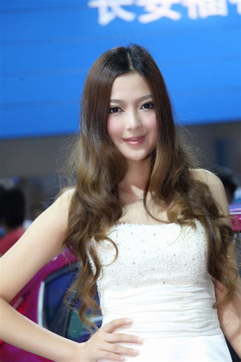 2011重庆车展美女模特图