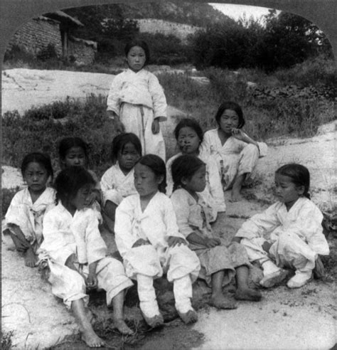 老照片 朝鲜战争中的普通民众 可怜的朝鲜老百姓|朝鲜战争|朝鲜|仁川_新浪新闻