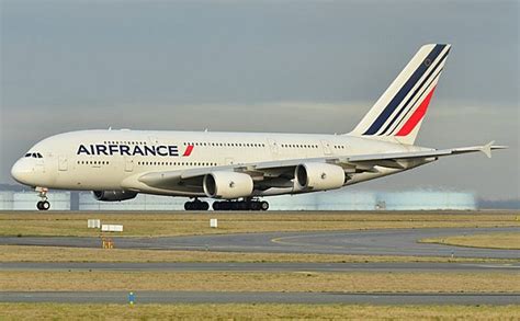 南航A380正式退役 国内民航业再无“空中巨无霸”-新闻频道-和讯网