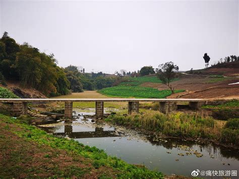 一桥跨两市，中溪河上三座连接自贡和内江的平桥