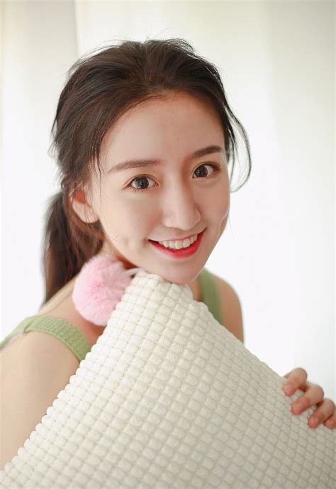 写真头像甜美女生图片