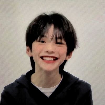 二屁许栋铭图片