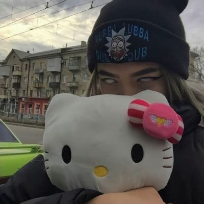 温和可爱甜美女生头像