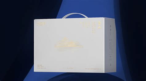 Lush Mountians 青山品牌形象与酱酒包装设计_Robin陈炳宏-站酷ZCOOL