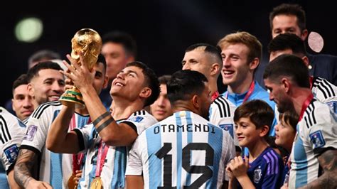 新闻8点见丨阿根廷获世界杯冠军；多批布洛芬运达北京_核酸_疫情_检测