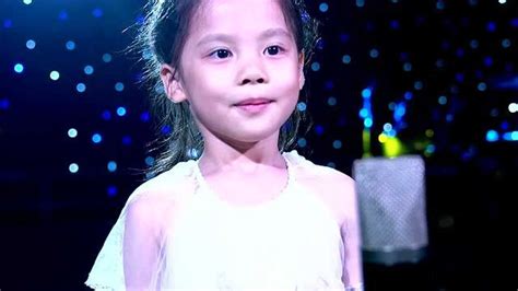 五岁女孩吴铱晗翻唱老歌《梦驼铃》心萌化了_腾讯视频