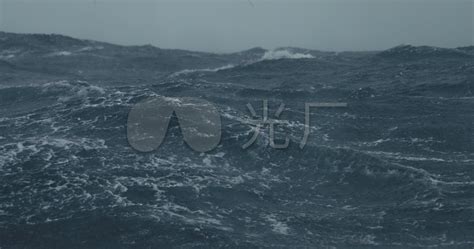 大西洋风暴期间的海浪素材-高清图片-摄影照片-寻图免费打包下载