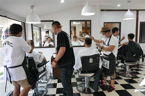 意大利一华人住家理发店被查 设备被扣罚3千欧