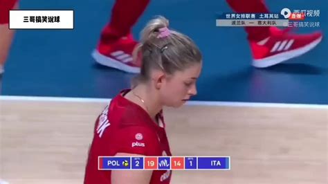 波兰女排3:0土耳其取得六连胜！香港站灯光出问题被吐槽|土耳其|波兰|女排_新浪新闻