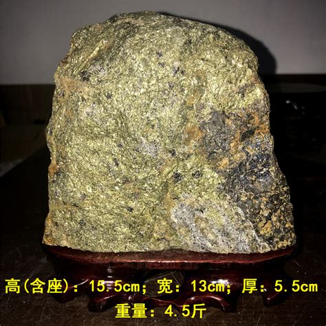 金矿石原石图片