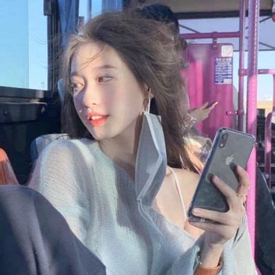温柔清纯甜美女生头像