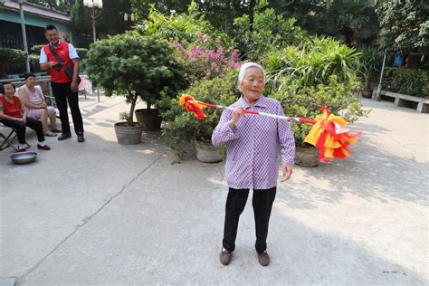 杭州81岁奶奶连续跳绳1000个冲上热搜，这么棒除了坚持，还有老伴爱情加持（二）