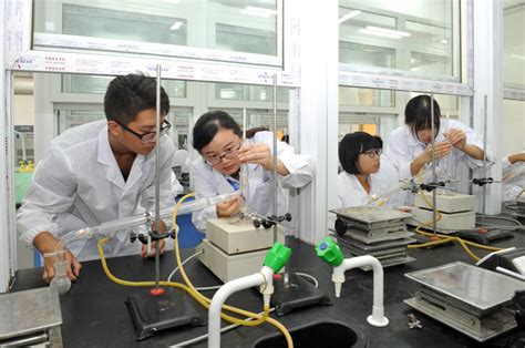 化学与生物工程实验教学中心_齐鲁理工学院 - 教育部批准的普通本科院校 官方网站 http://www.qlit.edu.cn