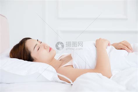 美女居家睡眠高清图片下载-正版图片501356704-摄图网