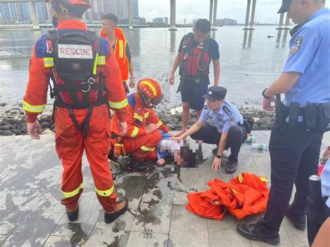 杭州一女子跳水轻生，警民同心合力救援