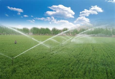 农业用水需大幅降低 节水灌溉要有模式才能盈利 - 农机动态 - 新农资360网|土壤改良|果树种植|蔬菜种植|种植示范田|品牌展播|农资微专栏