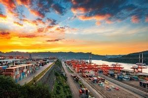 重庆外贸出口连续9个月两位数增长 4月创月度新高凤凰网川渝_凤凰网