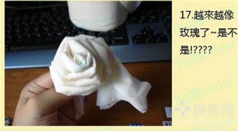 教你用餐巾纸折玫瑰花 卫生纸手折玫瑰花过程图解╭★肉丁网