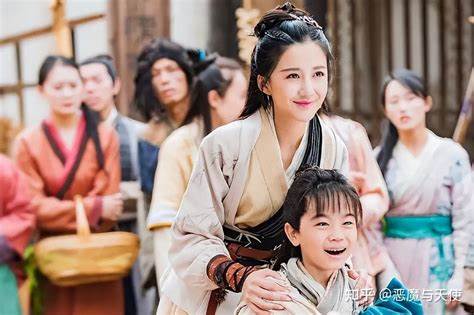 影视解说入门指南:从定位到配音的五大关键步骤