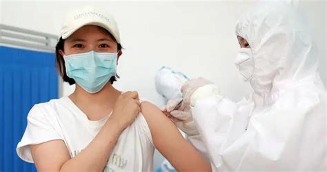 中国陈薇团队“一针式”新冠疫苗获批，对重症病例具有高效保护力|陈薇|武汉|新冠肺炎_新浪新闻
