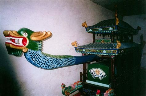 龙头雕花塔布提-回族文物-图片
