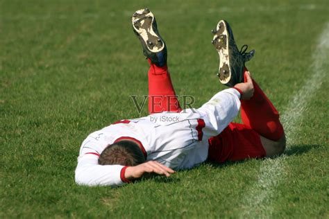 足球运动常见运动损伤及处理 - 知乎