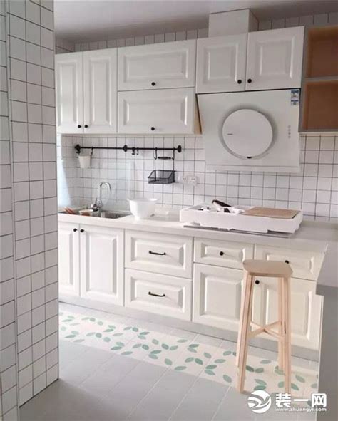 小白砖也有大惊喜 白瓷砖墙贴图展示新奇厨房设计 - 本地资讯 - 装一网