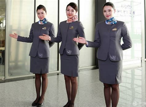 空姐乘务员飞机航班职业肖像图片-包图网