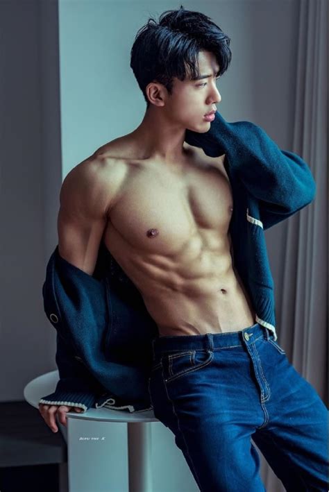 亚洲健身男模写真 韩国健身运动员肌肉帅哥 韩国 健身迷网