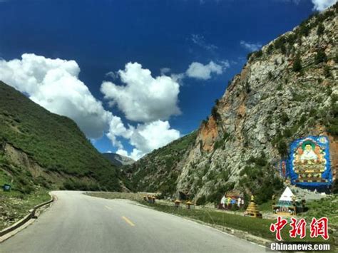 国道214线青藏交界以路为伴的护路人_囊谦新闻_文章_囊谦县人民政府