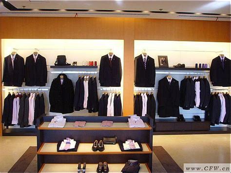 休闲男装卖场陈列法则-橱窗陈列设计-服装设计