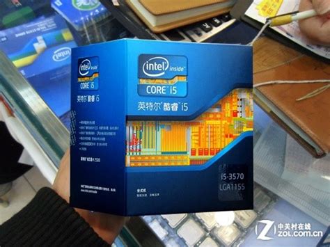 【高清图】Intel(intel)酷睿2四核 Q8200（盒）CPU包装 图7-ZOL中关村在线