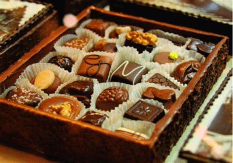 女生“长膘”也要吃的4种巧克力，费列罗上榜，图四送男友专属_口感_德芙_食物