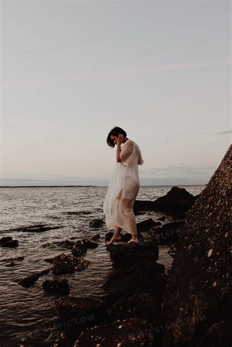 海边非主流美女头像