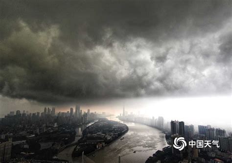 雷电大雨中的城市高清图片下载-正版图片500343781-摄图网