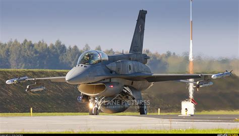4077 - Poland - Air Force Lockheed Martin F-16D block 52+Jastrząb at ...